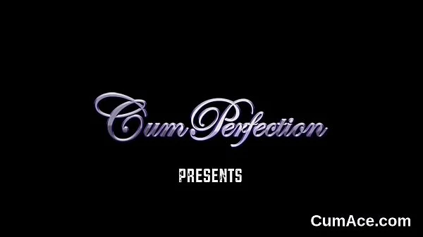 Hot idol gets cumshot on her face swallowing all the semen