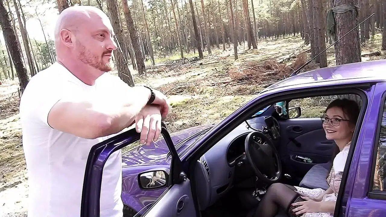 Petite German Glasses Girl TinyEmily give Stranger a Fuck for help with Car breakdown