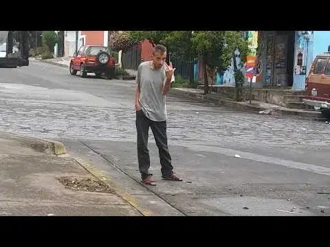 The  flakka drug  Guy on flakka fighting the  air  zombie drug