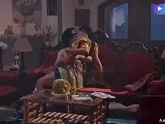 Dralle Inderin verführt ihren Lover