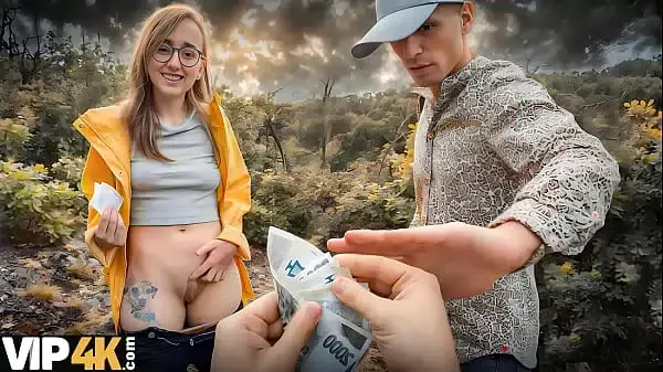 HUNT4K. Emejota sucked a dick and kissed her BF after