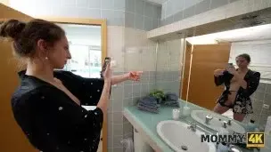 MOMMY4K. MILF Janet Alfano fucked her offspring’s boyfriend in the bathroom