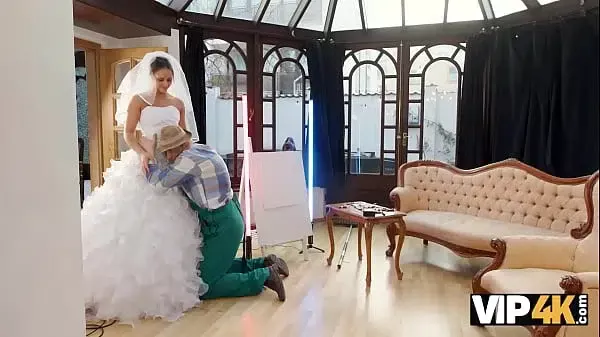 VIP4K. Lick my toes. Hot sex with Betzz