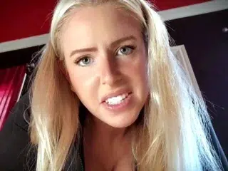 vicktoriatacos Sweaty Ass and Feet PUNISHME…