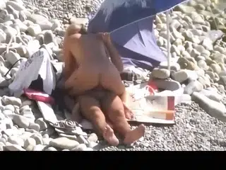 My niece Ella gets laid on public beach