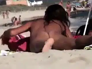 Nude Beach – Hard Nipple Mature